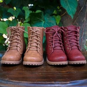 Toddlers Size 6 Boots